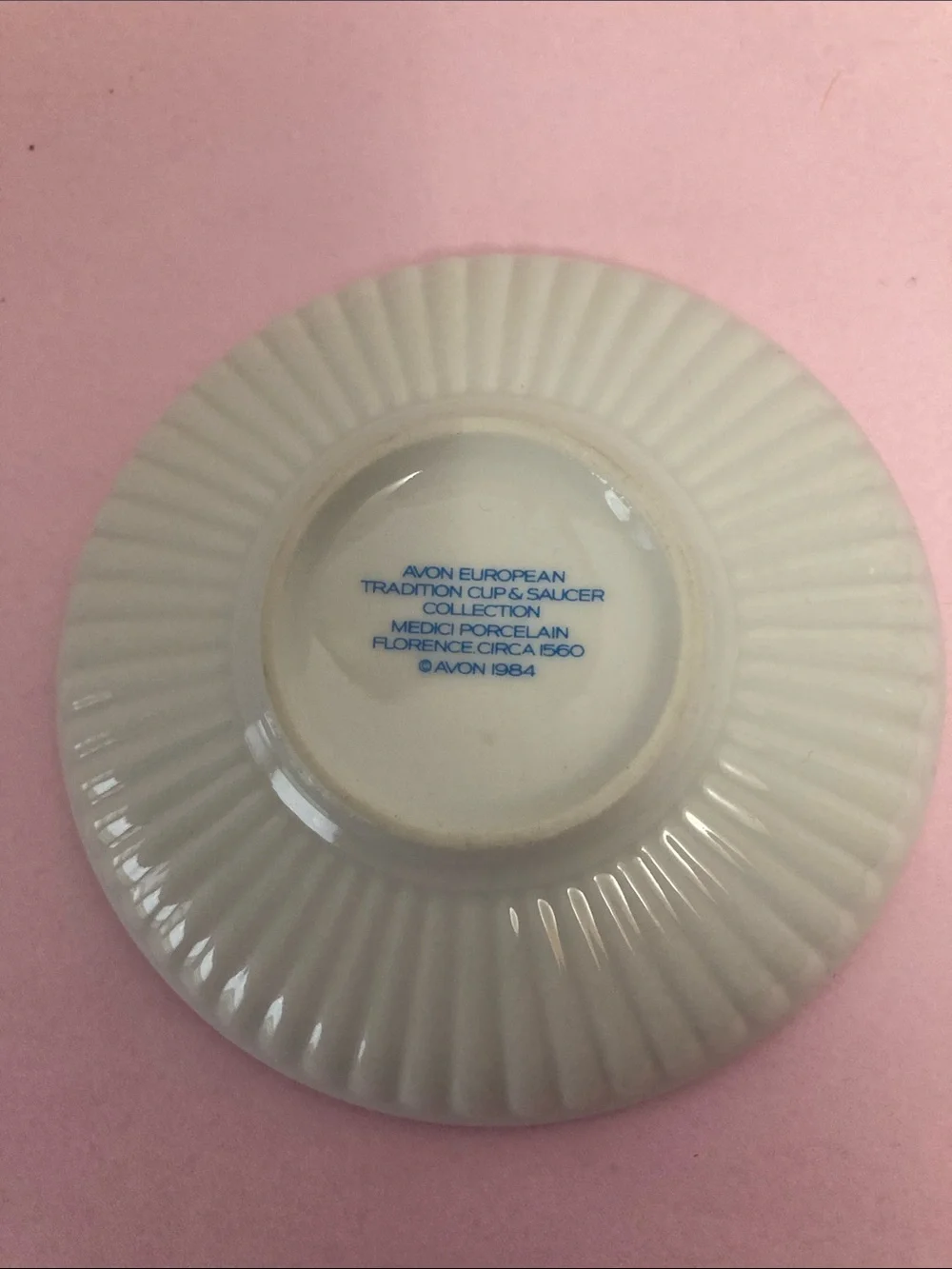 Vintage Avon European cup & saucer set of two Demitasse (Italy) the Netherlands